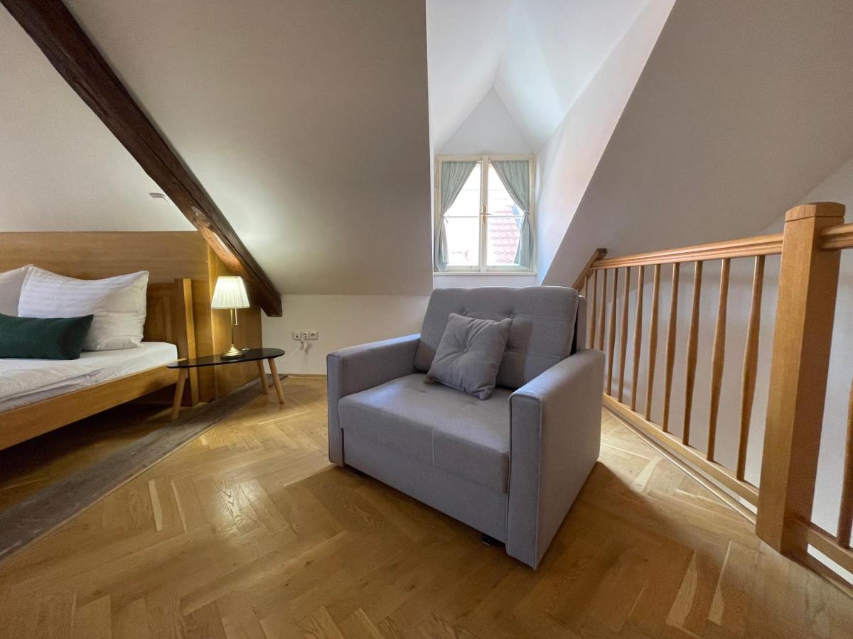 White Swan Boutique Apartments Prague Exterior photo